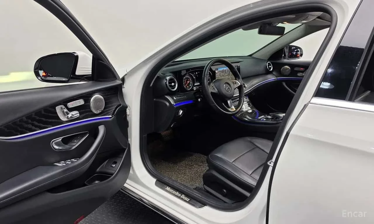 Mercedes-Benz E 220 d * BURMSTER* HEAD-UP DISPLAY* �������*  | Mobile.bg � ����������� 10