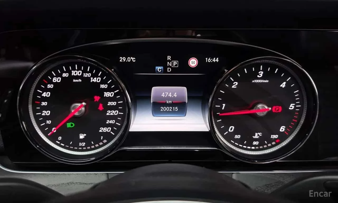 Mercedes-Benz E 220 d * BURMSTER* HEAD-UP DISPLAY* �������*  | Mobile.bg � ����������� 8
