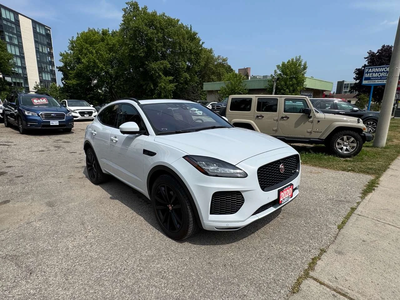 Jaguar E-pace P250 AWD Checkered Flag, снимка 6 - Автомобили и джипове - 56436372