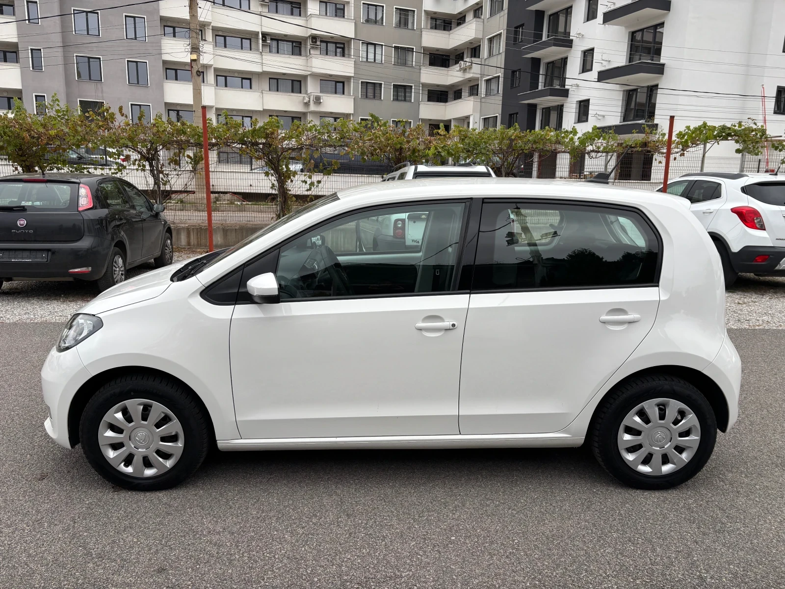 Skoda Citigo e-iV 36.8 kWh, снимка 8 - Автомобили и джипове - 56705365