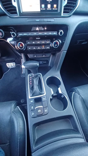 Kia Sportage 1.7 CRDI, GT Line  - 12300 € / 24056.71 лв. - 21954091 11