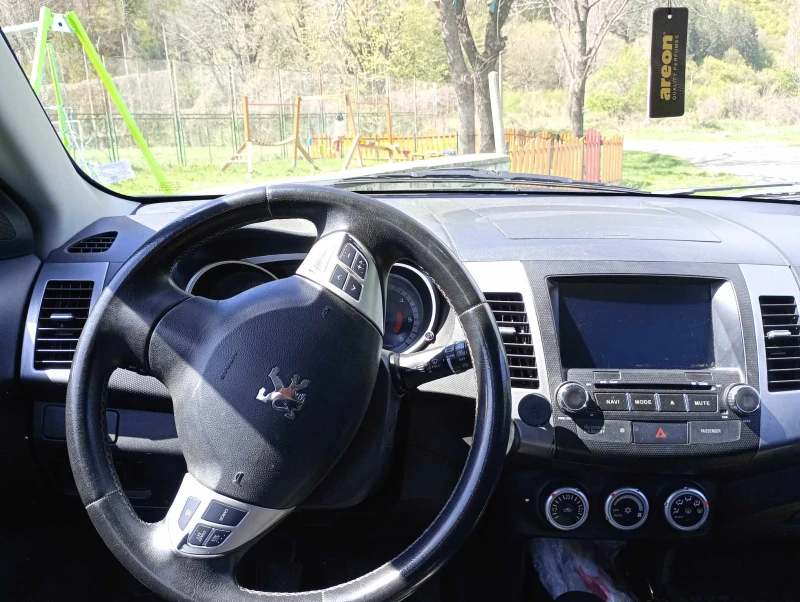 Peugeot 4007 2.2hdiнавигац, снимка 9 - Автомобили и джипове - 52408448