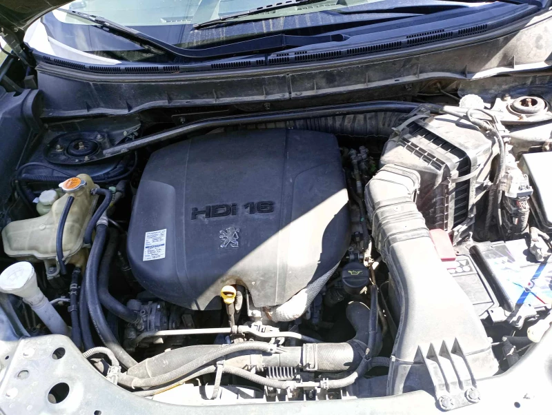 Peugeot 4007 2.2hdiнавигац, снимка 8 - Автомобили и джипове - 52408448