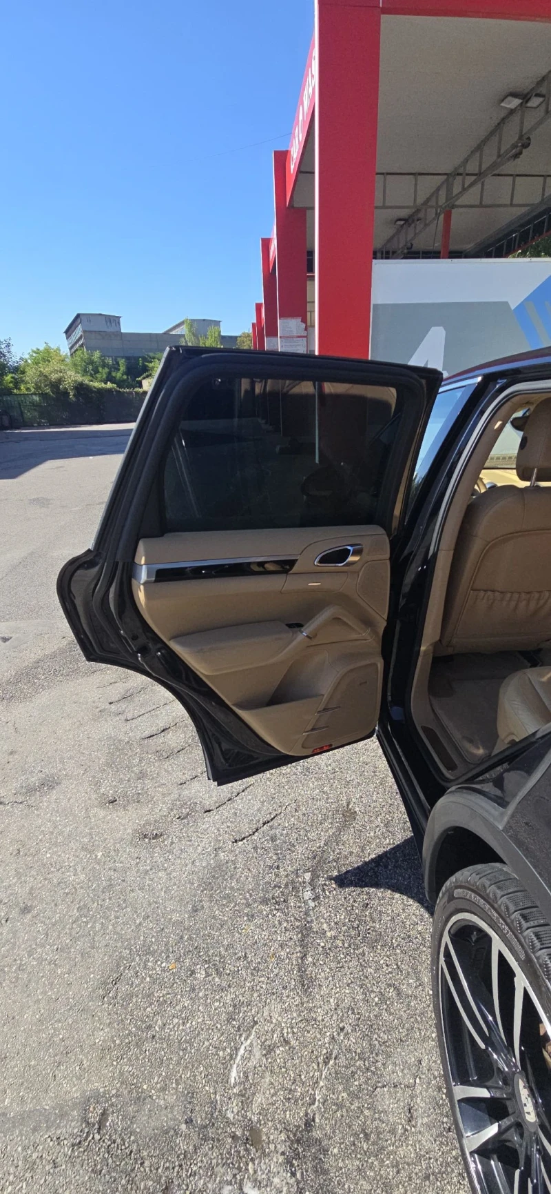 Porsche Cayenne 4.8 Бензин, снимка 8 - Автомобили и джипове - 53193243