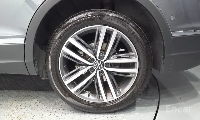 VW Tiguan Allspace 2.0 TSI Prestige* 360* HUD* ����� | Mobile.bg � ����������� 9
