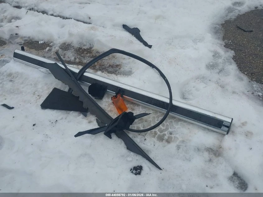 Hummer H2 6.0L V-8 316HP 4X4 Drive - изображение 4