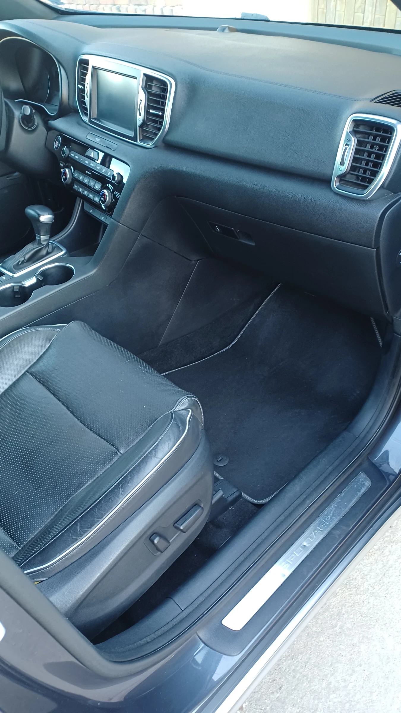 Kia Sportage 1.7 CRDI, GT Line , снимка 10 - Автомобили и джипове - 53968214