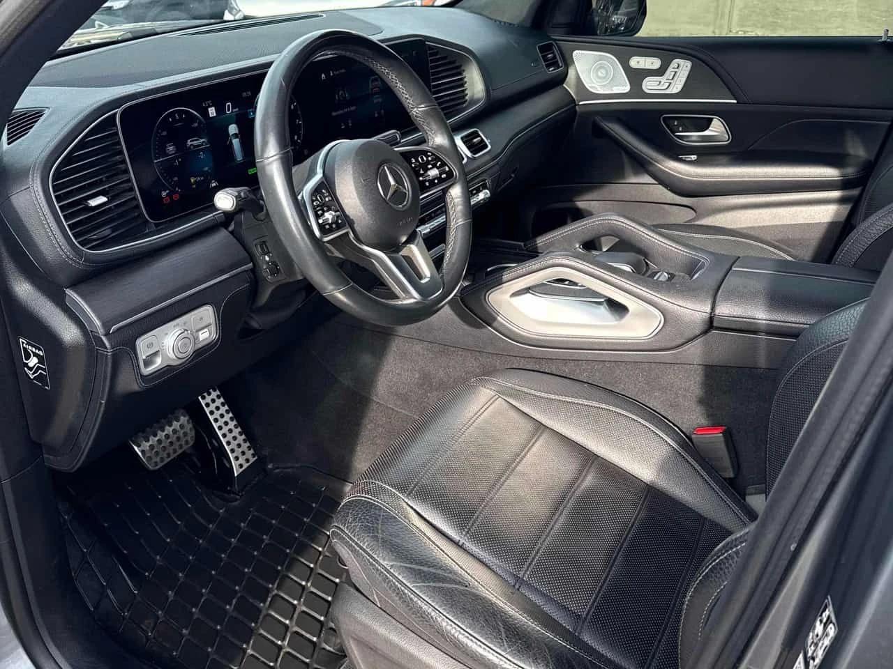 Mercedes-Benz GLS580 * МАСАЖИ* ДИСТРОИК* 360 КАМЕРА* ОБДУХВАНЕ* BURMAST, снимка 7 - Автомобили и джипове - 54094416