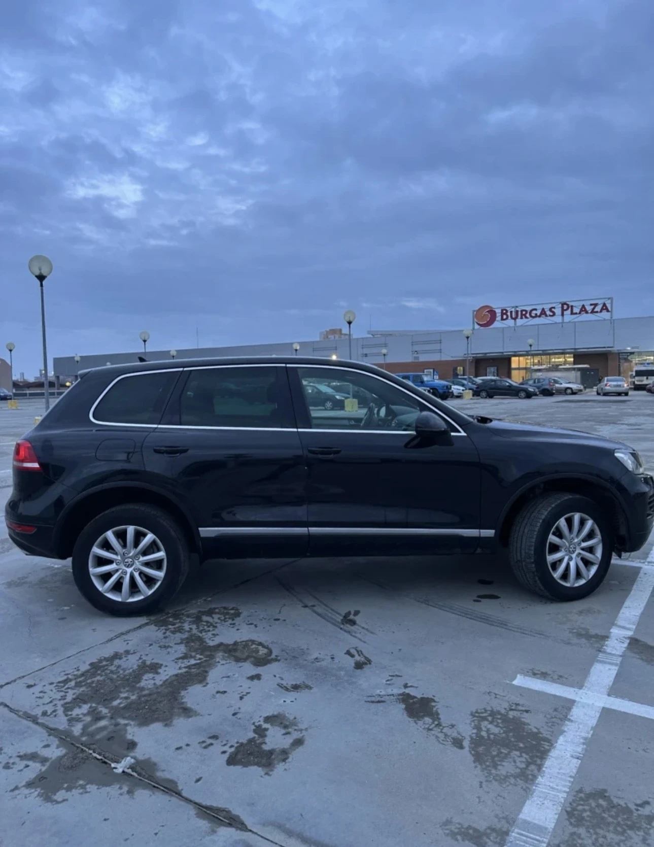VW Touareg 4.2 TDI V8, снимка 3 - Автомобили и джипове - 54455263
