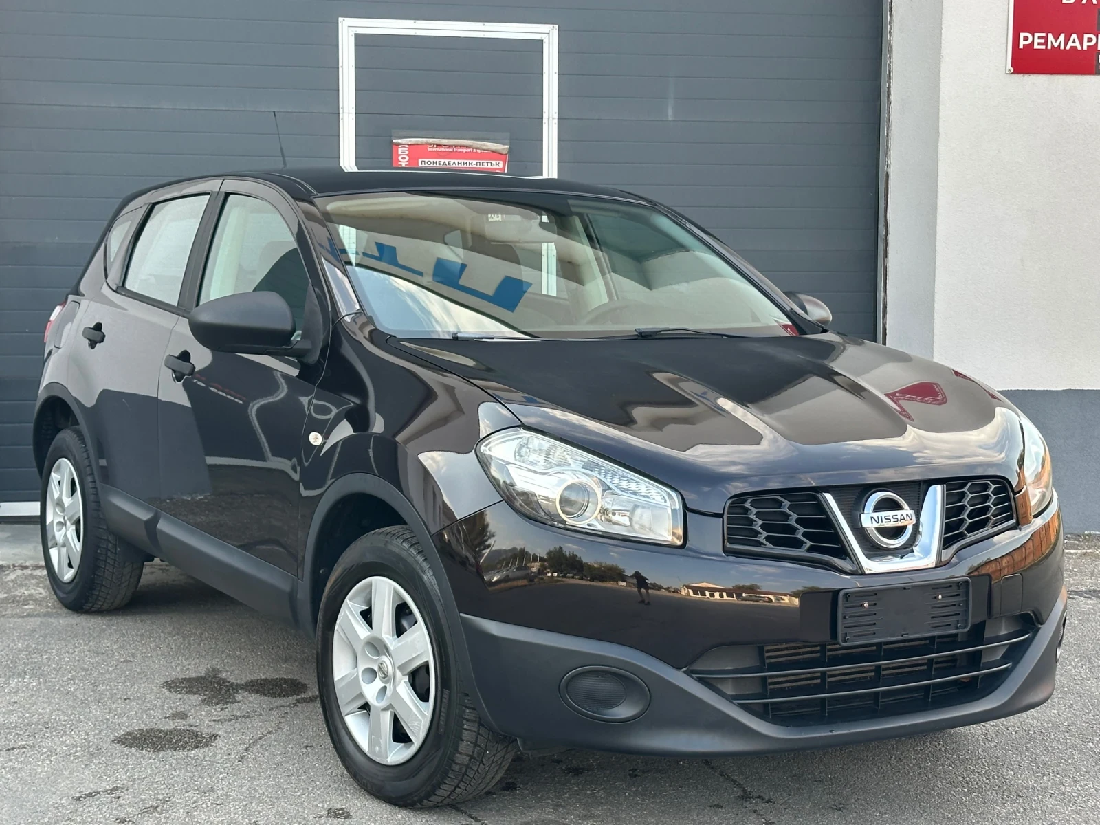 Nissan Qashqai 1.5DCI Facelift, снимка 2 - Автомобили и джипове - 56179356