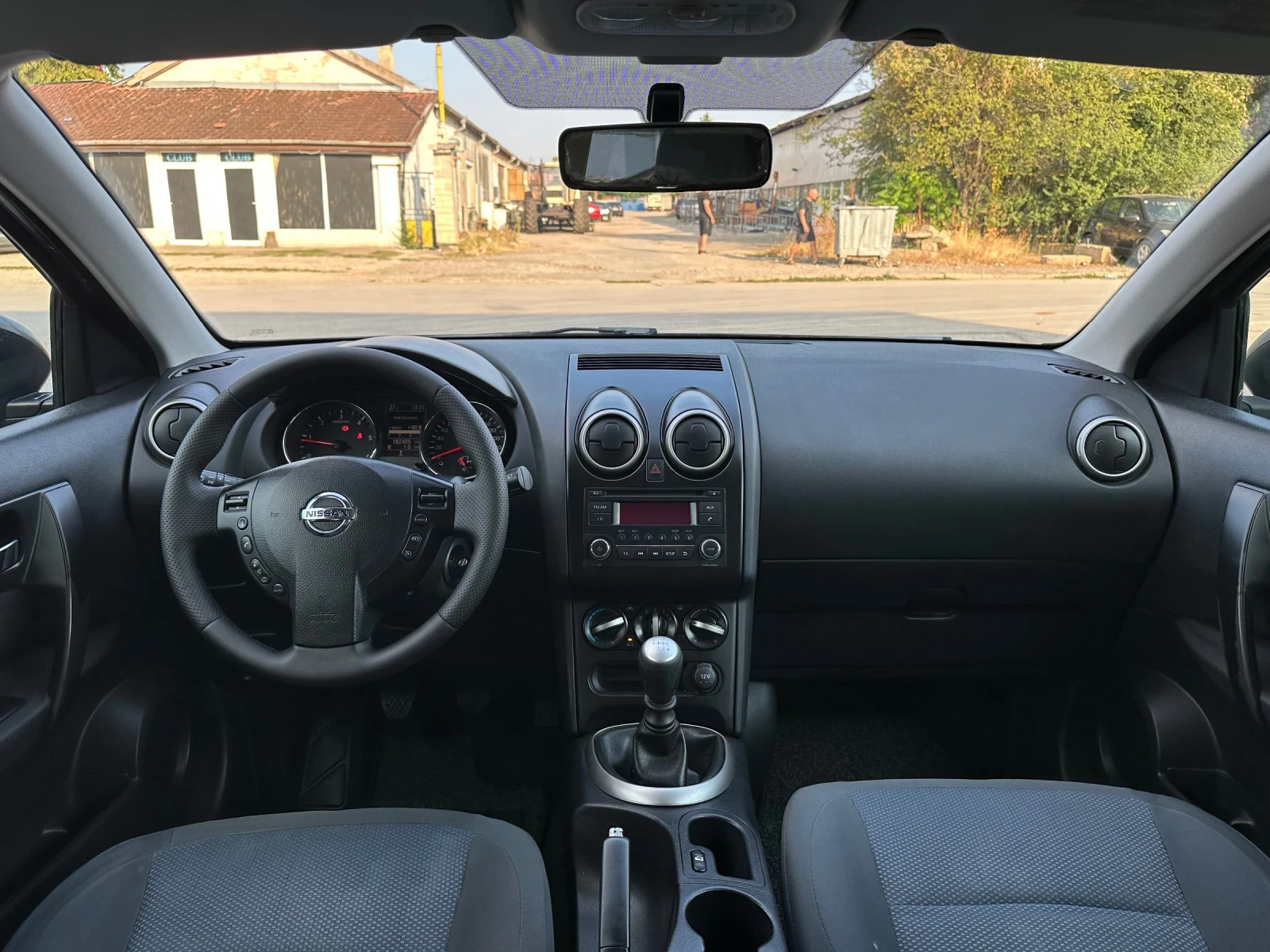 Nissan Qashqai 1.5DCI Facelift, снимка 13 - Автомобили и джипове - 56179356