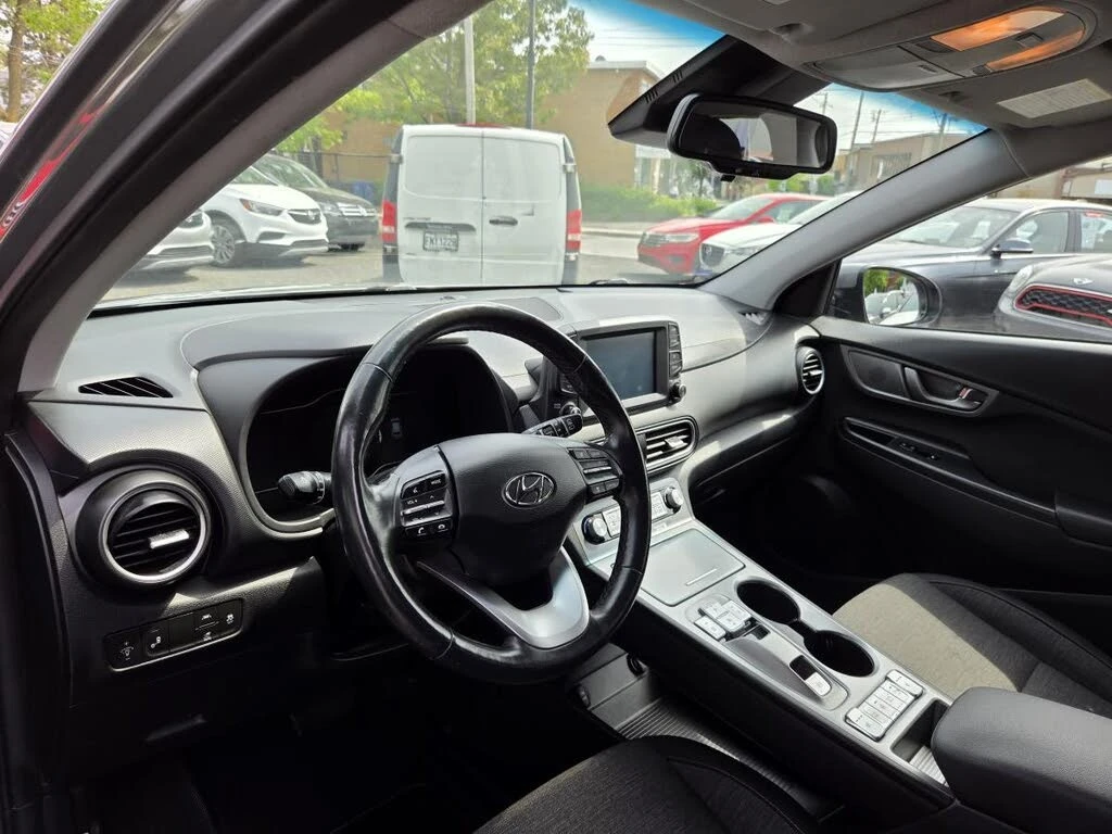 Hyundai Kona SEL | 64 kWh | Apple CarPlay | Камера | , снимка 10 - Автомобили и джипове - 55102036