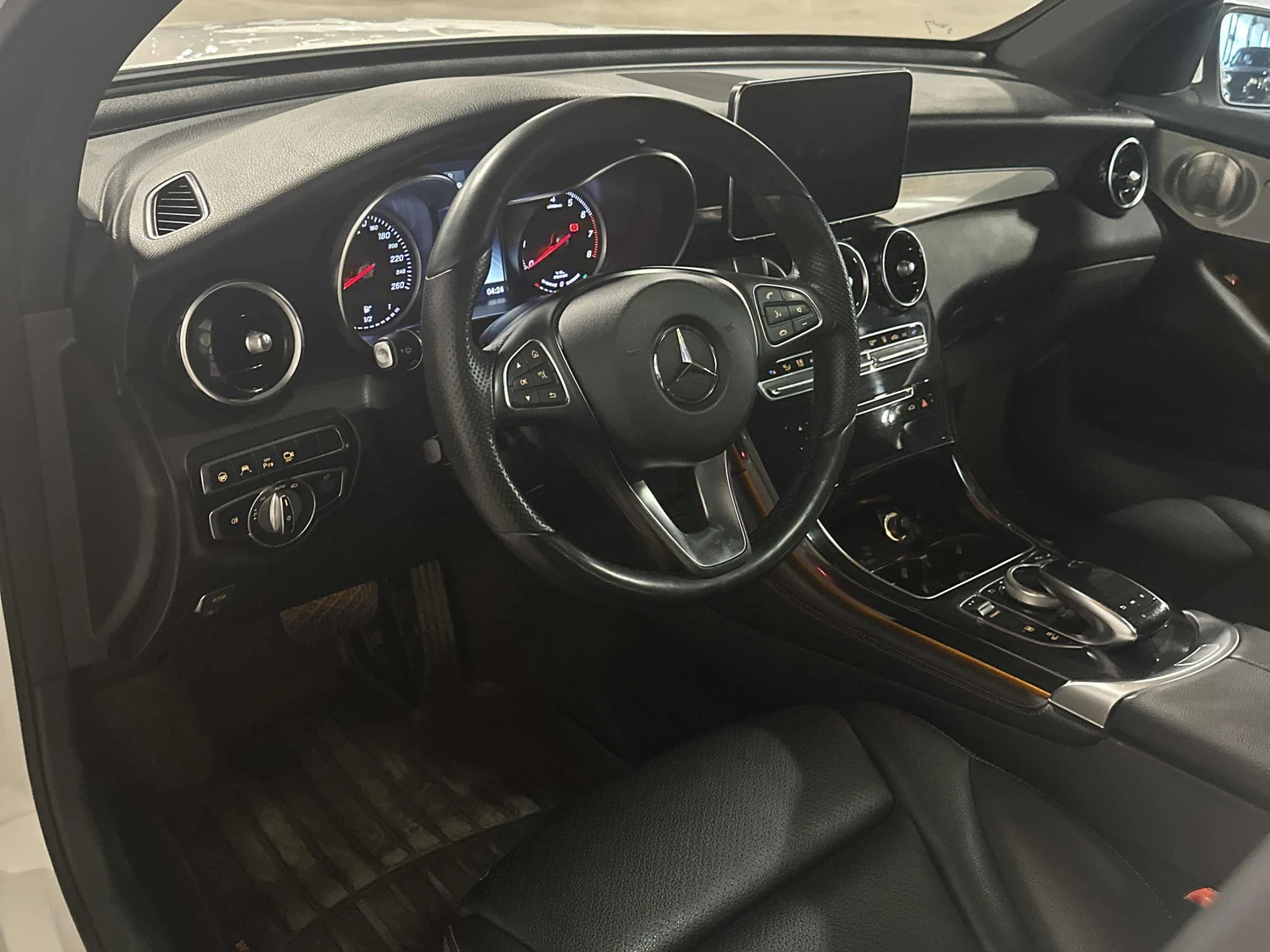Mercedes-Benz GLC 350, снимка 5 - Автомобили и джипове - 55689161