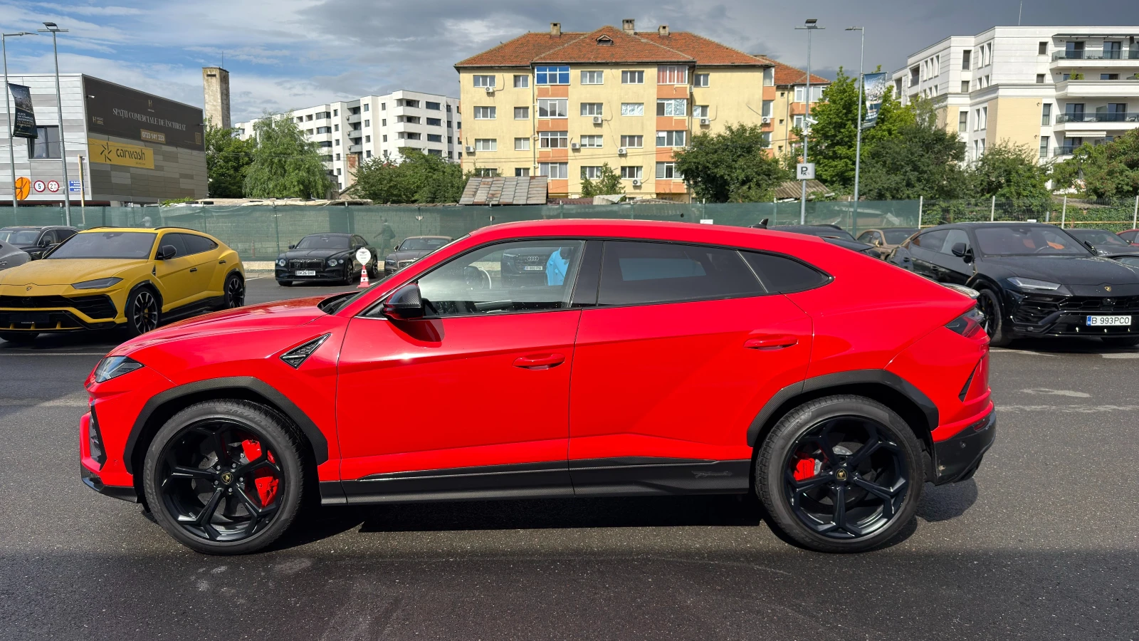 Lamborghini Urus FULL * НАЛИЧЕН* , снимка 3 - Автомобили и джипове - 56107763
