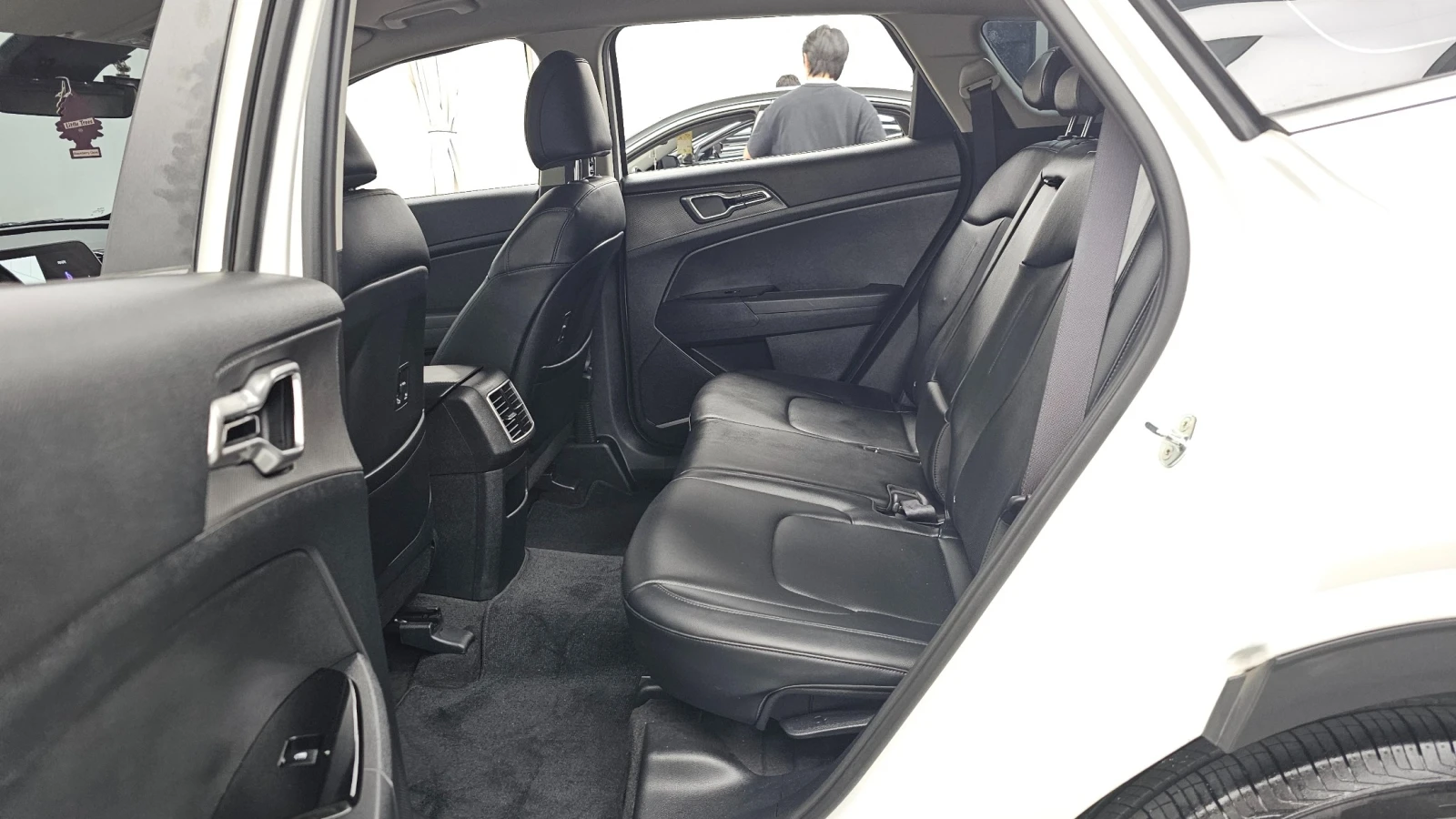 Kia Sportage Diesel 2.0 2WD Prestige, снимка 10 - Автомобили и джипове - 56175697