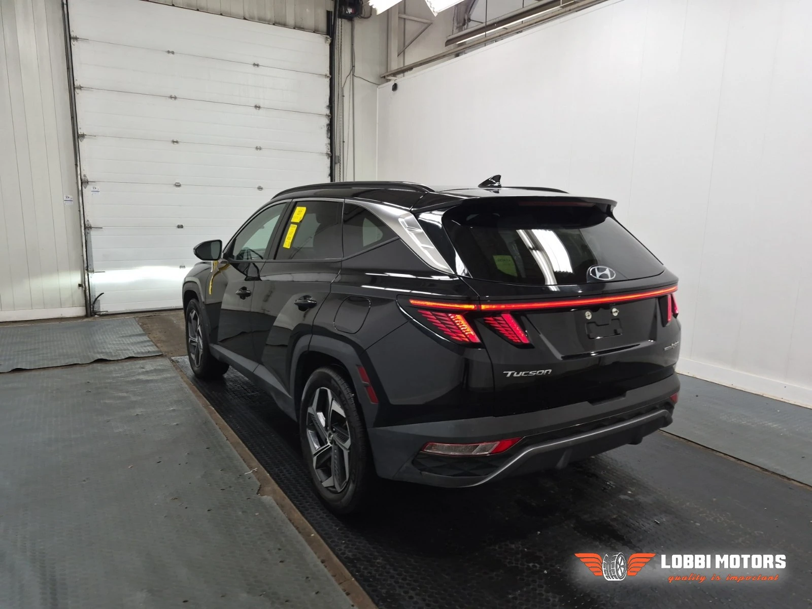 Hyundai Tucson, снимка 6 - Автомобили и джипове - 56297358