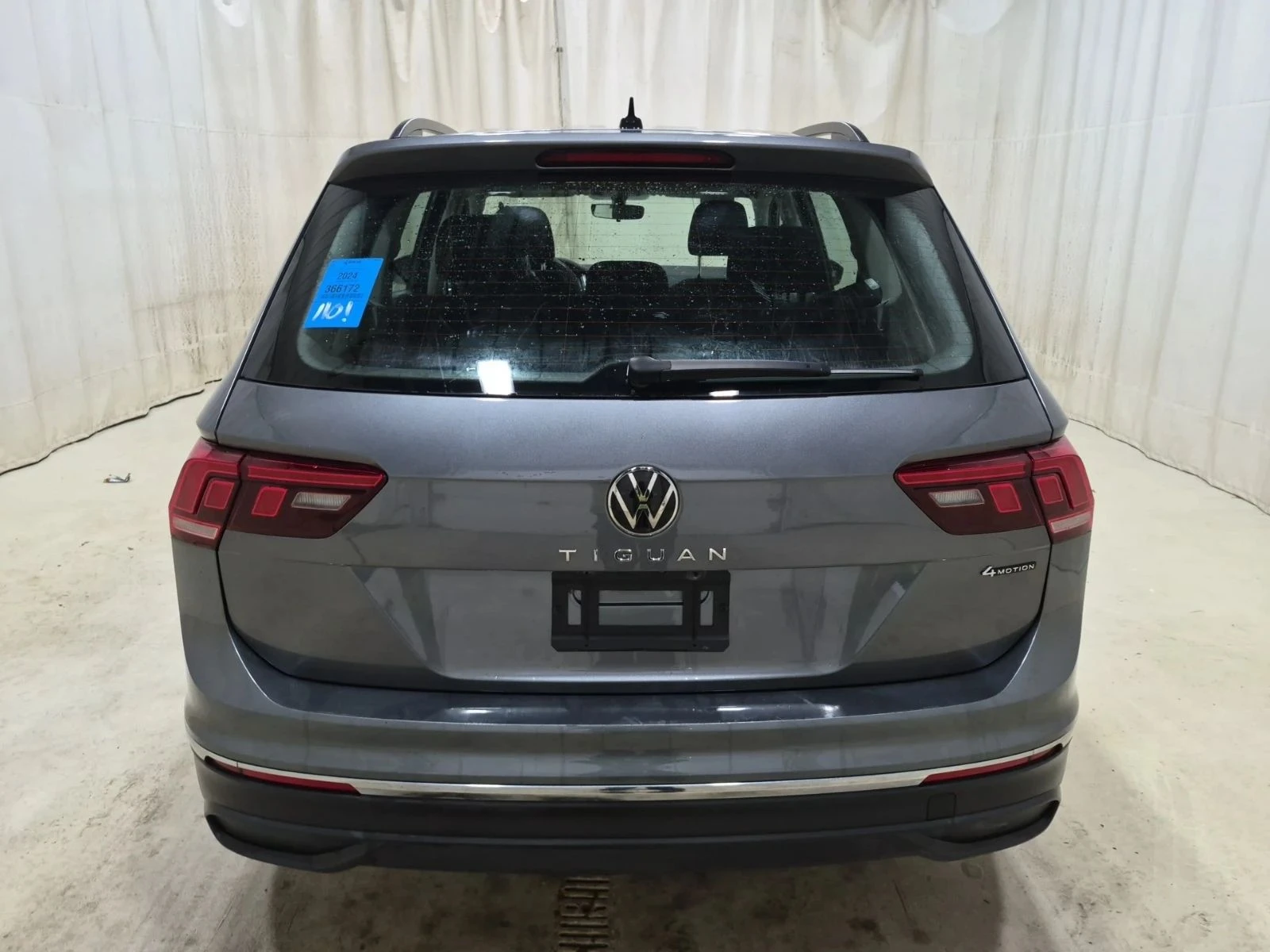 VW Tiguan, снимка 5 - Автомобили и джипове - 56688543