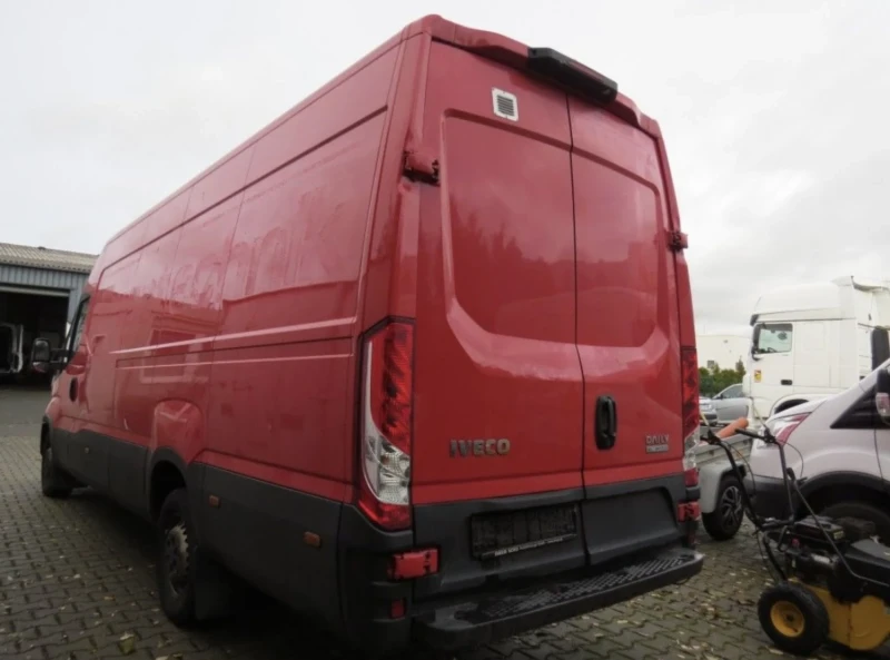 Iveco Daily МАКСИ* HI-MATIC* КЛИМА* LED* Германия , снимка 3 - Бусове и автобуси - 52916172