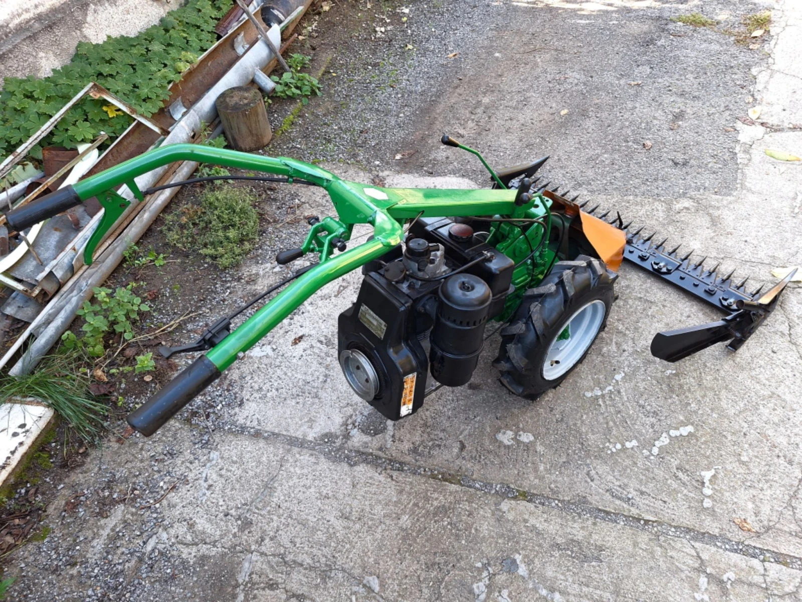 ����������� ������� ������� ����� �������� ��������� 12�.�. | Mobile.bg � ����������� 9