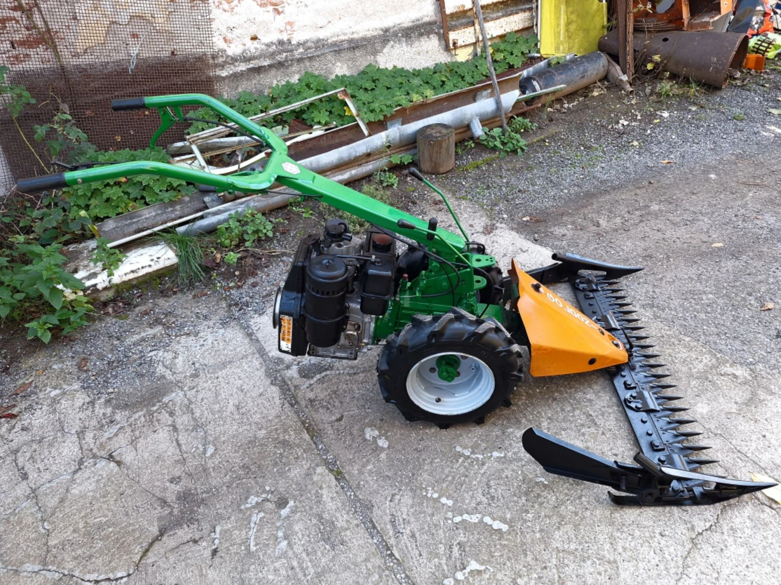 ����������� ������� ������� ����� �������� ��������� 12�.�. | Mobile.bg � ����������� 6