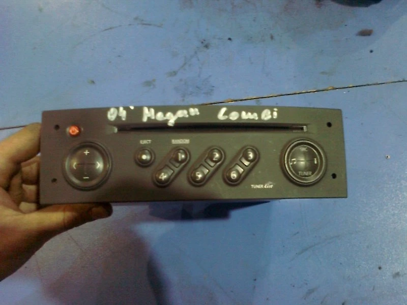 касетофон Рено Меган комби