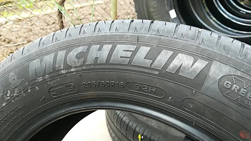 Гуми Летни 205/60R16, снимка 5 - Гуми и джанти - 25328844