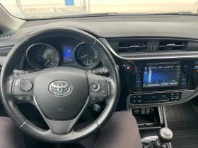 Toyota Auris 1.33 99 коня бензин 2018г евро 6b 79000км!, снимка 15