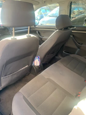 VW Golf - 3000 € / 5867.49 лв. - 88765772 7