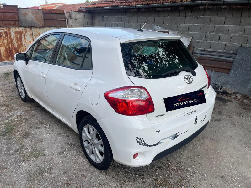 Toyota Auris 1.6 Valvematic 132к.с НА ЧАСТИ НАВИГАЦИЯ, снимка 7 - Автомобили и джипове - 41138899