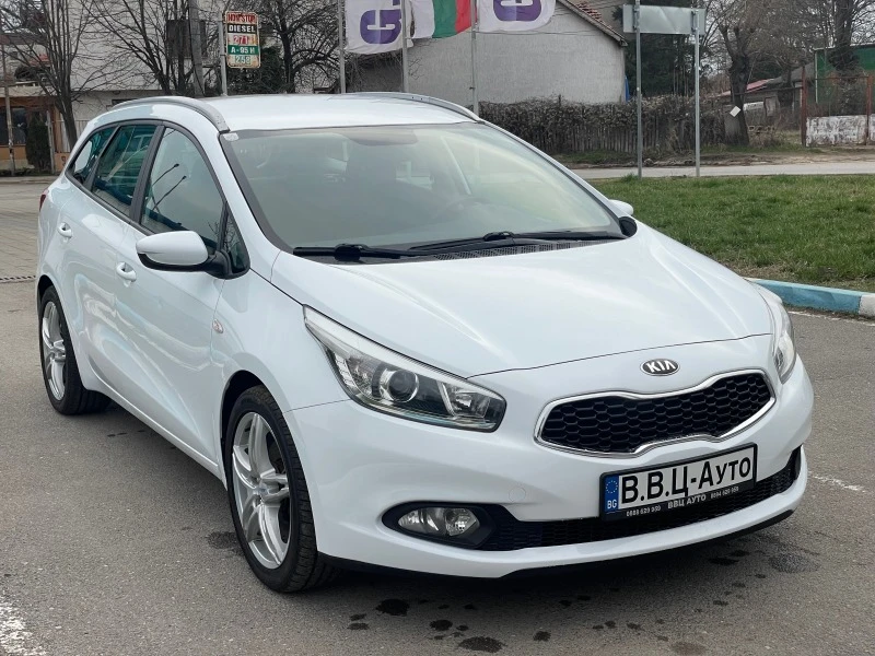 Kia Ceed 1.4Бензин, снимка 3 - Автомобили и джипове - 44670324