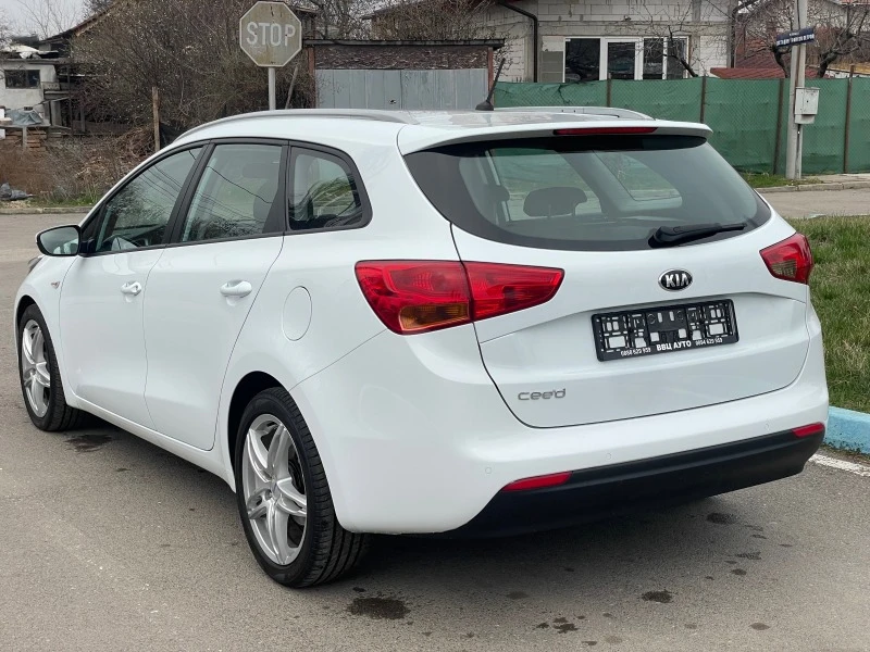 Kia Ceed 1.4Бензин, снимка 7 - Автомобили и джипове - 44670324