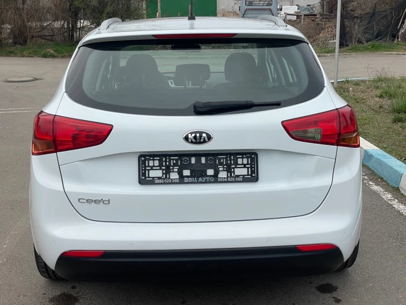 Kia Ceed 1.4Бензин, снимка 6 - Автомобили и джипове - 44670324