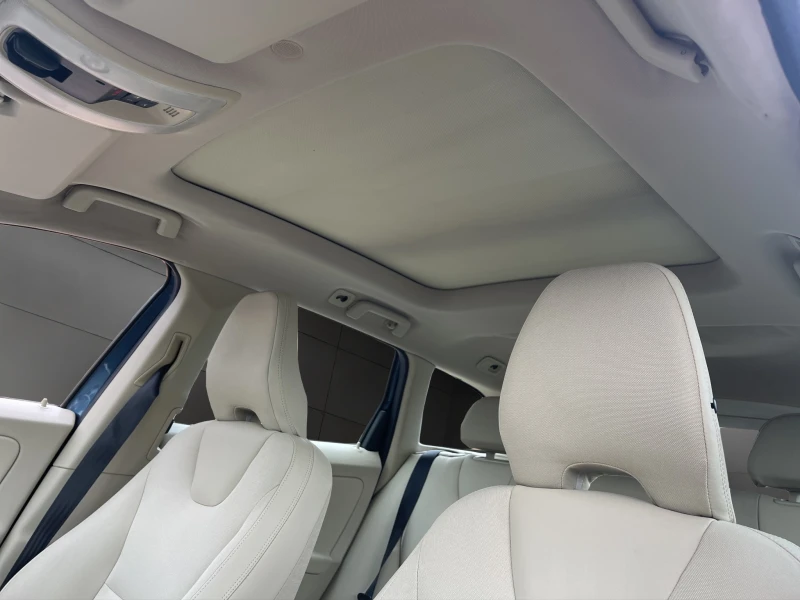 Volvo XC60 2.4 D3 MOMENTUM AWD, снимка 12 - Автомобили и джипове - 45453143