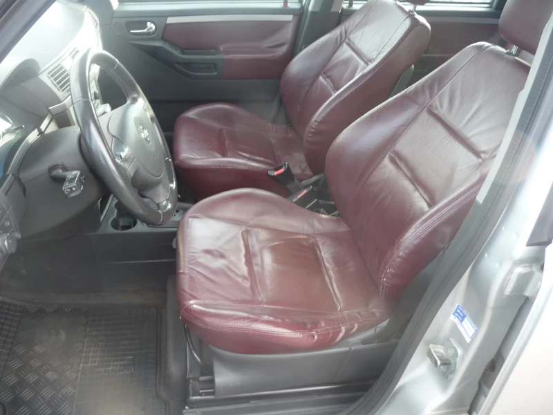 Opel Meriva 1.8 АВТОМАТИК-КОЖА-НАВИГАЦИЯ, снимка 13 - Автомобили и джипове - 47627754