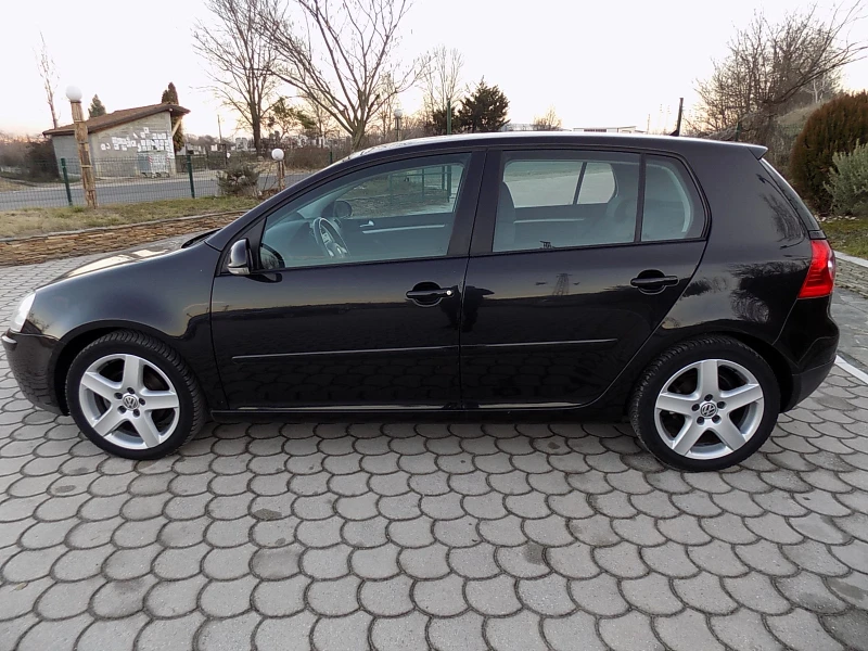 VW Golf 1.6I 116KS, снимка 8 - Автомобили и джипове - 48585667