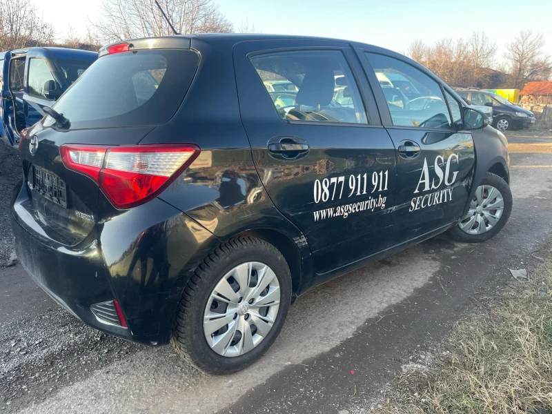 Toyota Yaris 1.5i, Hybrid, АВТОМАТИК, 2020г., снимка 4 - Автомобили и джипове - 49370887