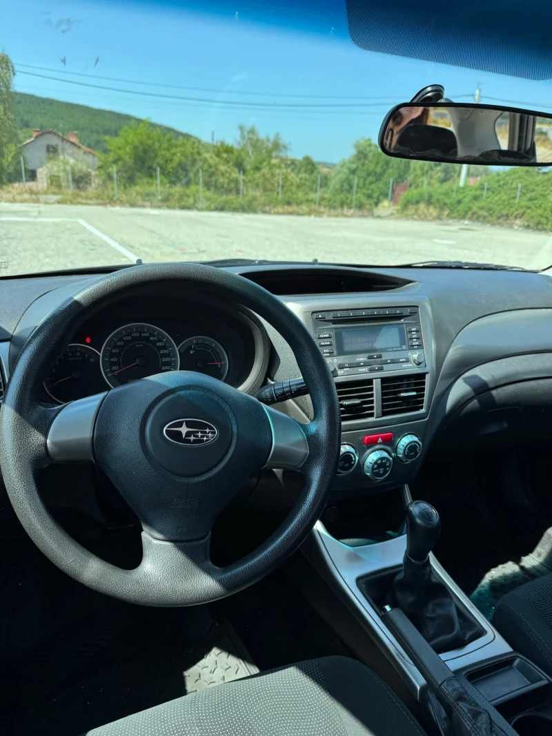 Subaru Impreza 1.5i, снимка 7 - Автомобили и джипове - 51843195