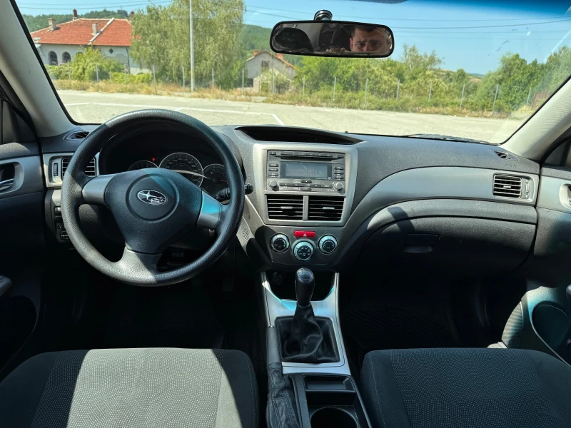 Subaru Impreza 1.5i, снимка 6 - Автомобили и джипове - 51843195