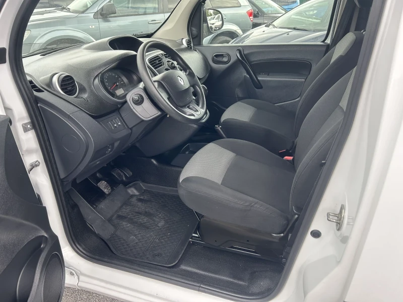 Renault Kangoo 1.5 dci euro6, снимка 7 - Автомобили и джипове - 51616258