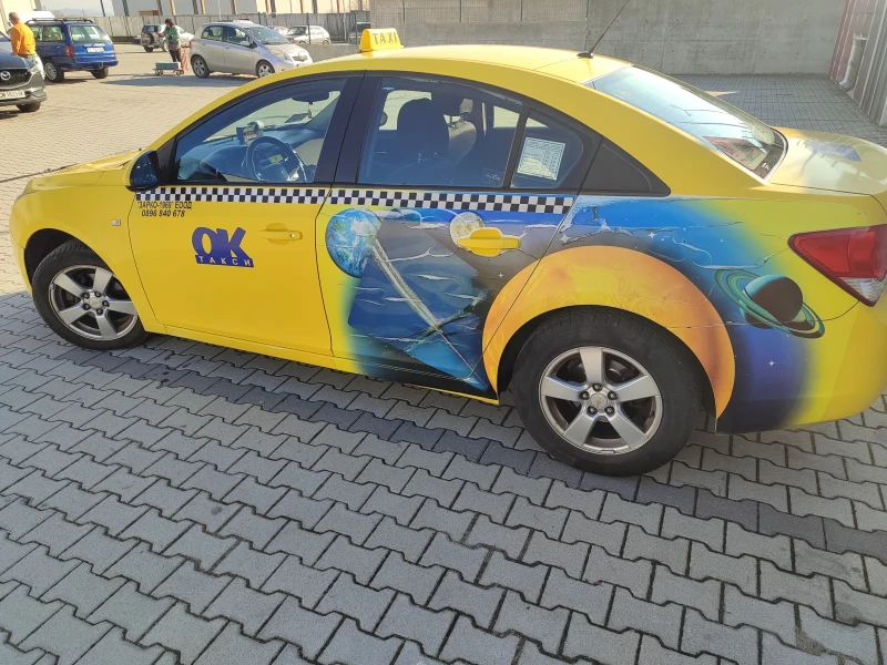 Chevrolet Cruze 1.8 141к.с. заводска газ , снимка 2 - Автомобили и джипове - 52825121