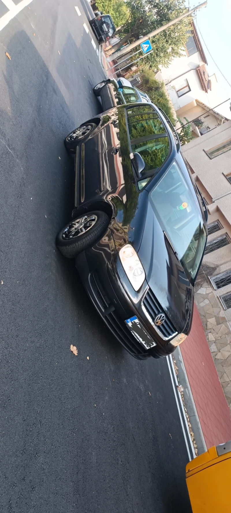 VW Touran 1.9TD? 105кн, снимка 2 - Автомобили и джипове - 51792712