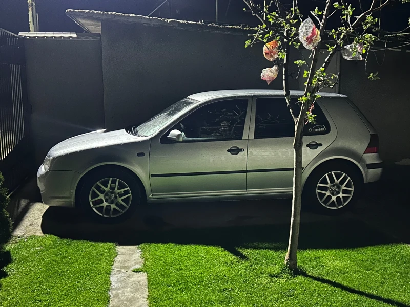 VW Golf, снимка 13 - Автомобили и джипове - 52283913