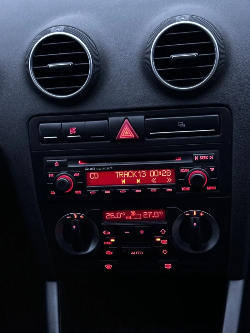 Audi A3 2.0~TDI~, снимка 10 - Автомобили и джипове - 52568167