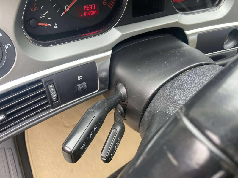 Audi A6, снимка 8 - Автомобили и джипове - 52392153