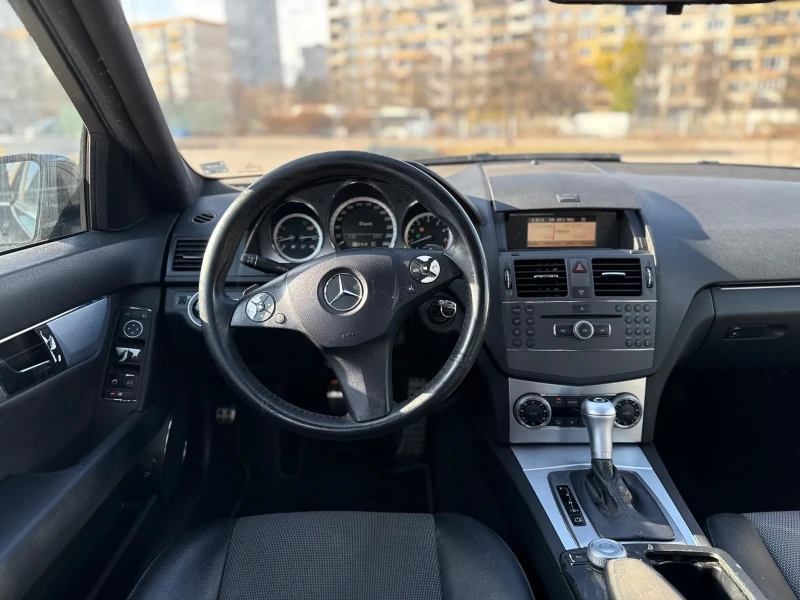 Mercedes-Benz C 180 1.8 Kompressor, снимка 8 - Автомобили и джипове - 52813345