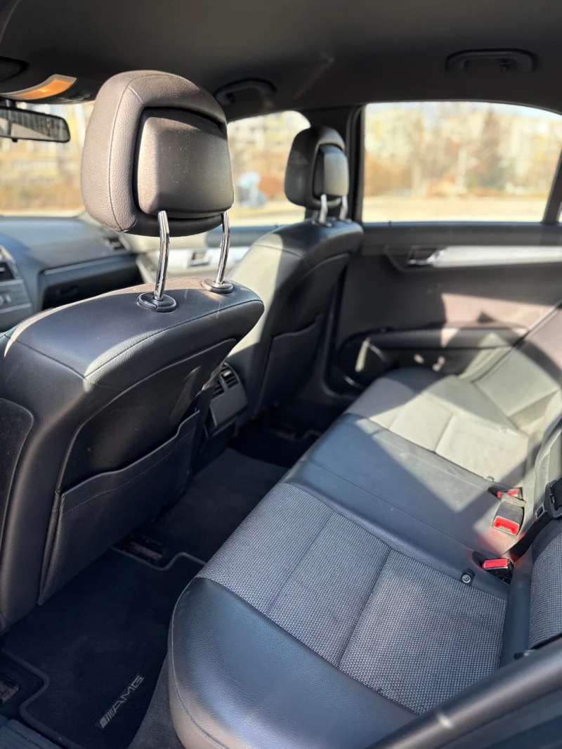 Mercedes-Benz C 180 1.8 Kompressor, снимка 9 - Автомобили и джипове - 52813345