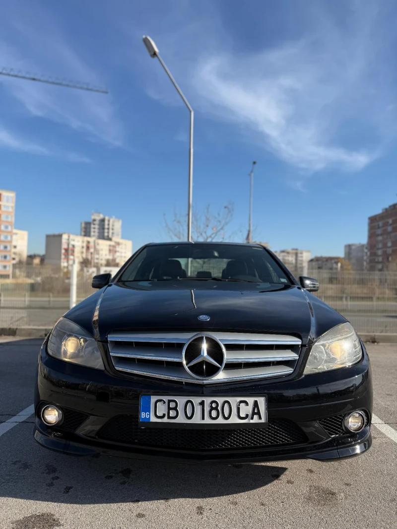 Mercedes-Benz C 180 1.8 Kompressor, снимка 3 - Автомобили и джипове - 52813345