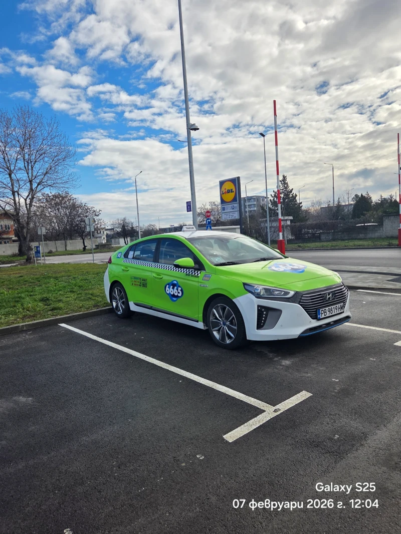 Hyundai Ioniq 1.6 GDI Hybrid 