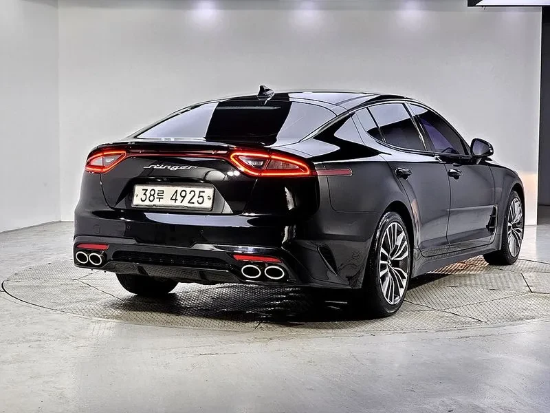 Kia Stinger 2.0 Turbo 2Wd Prime, снимка 4 - Автомобили и джипове - 55016087