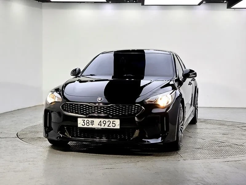 Kia Stinger 2.0 Turbo 2Wd Prime, снимка 2 - Автомобили и джипове - 55016087